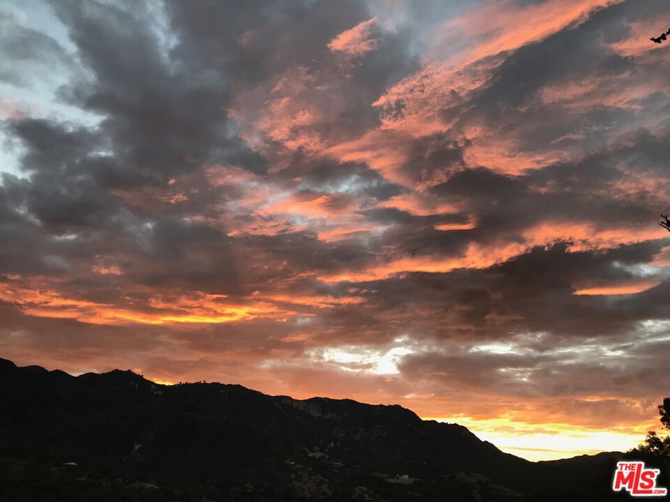 Colina photo 37
