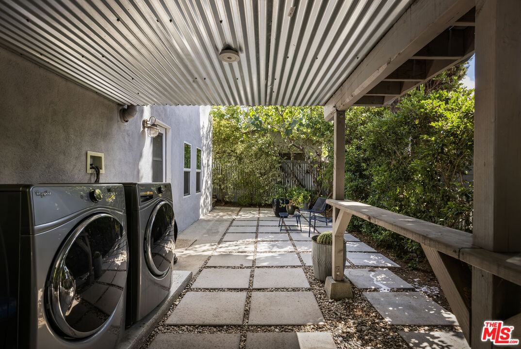Avenue 31 photo 25