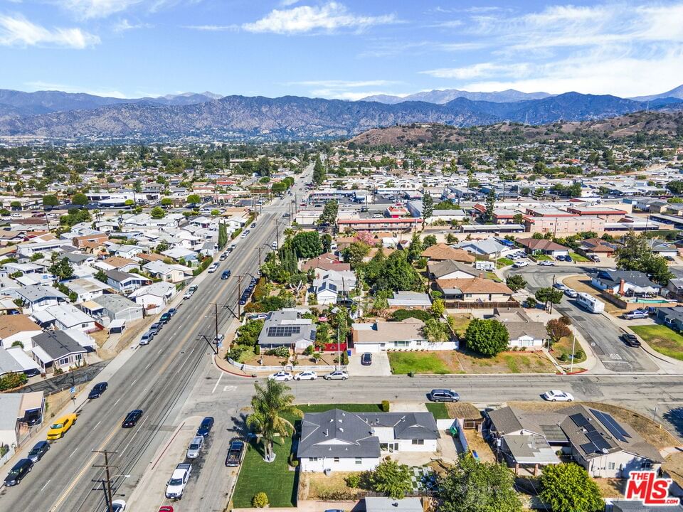 Glendora photo 30