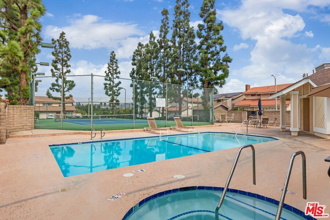 Tanforan photo 25