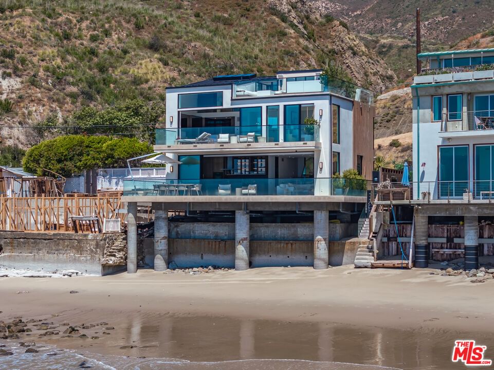 Pacific Coast photo 3