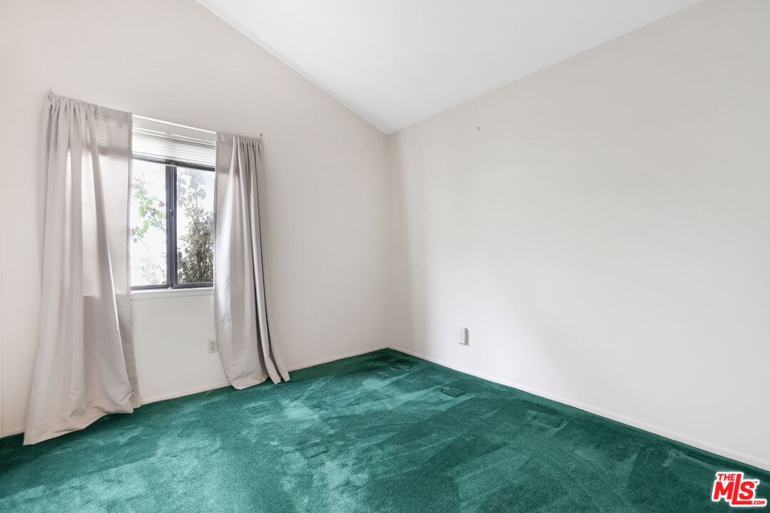 Rockridge photo 14