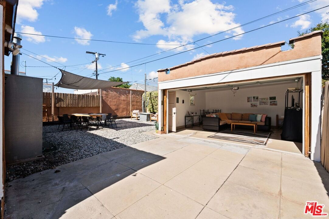 81st photo 27