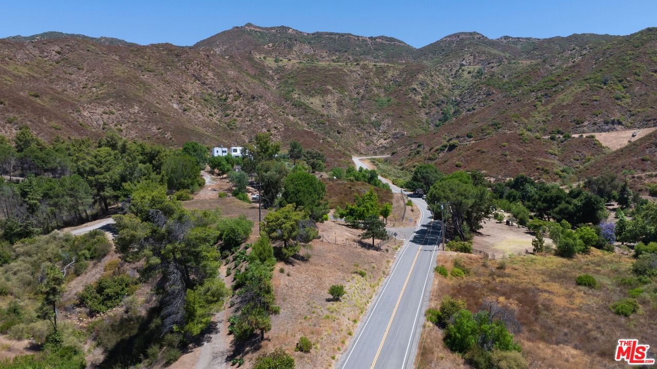 Mulholland photo 51