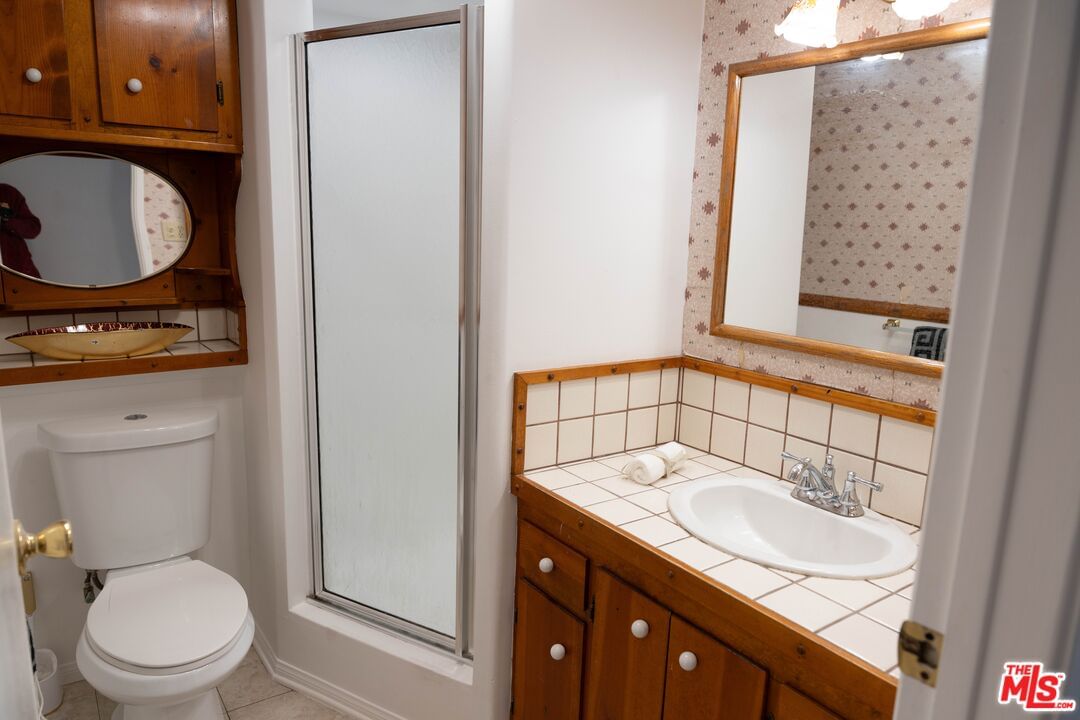Strathern photo 15