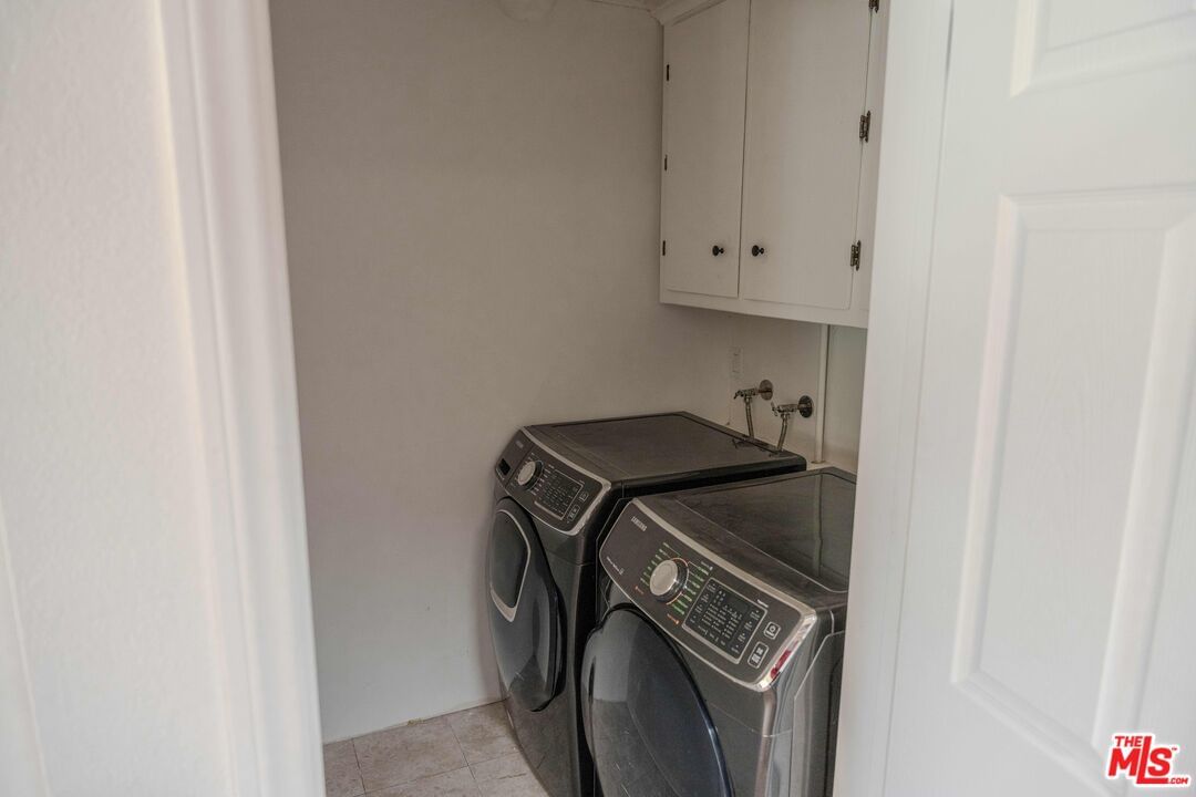Strathern photo 16
