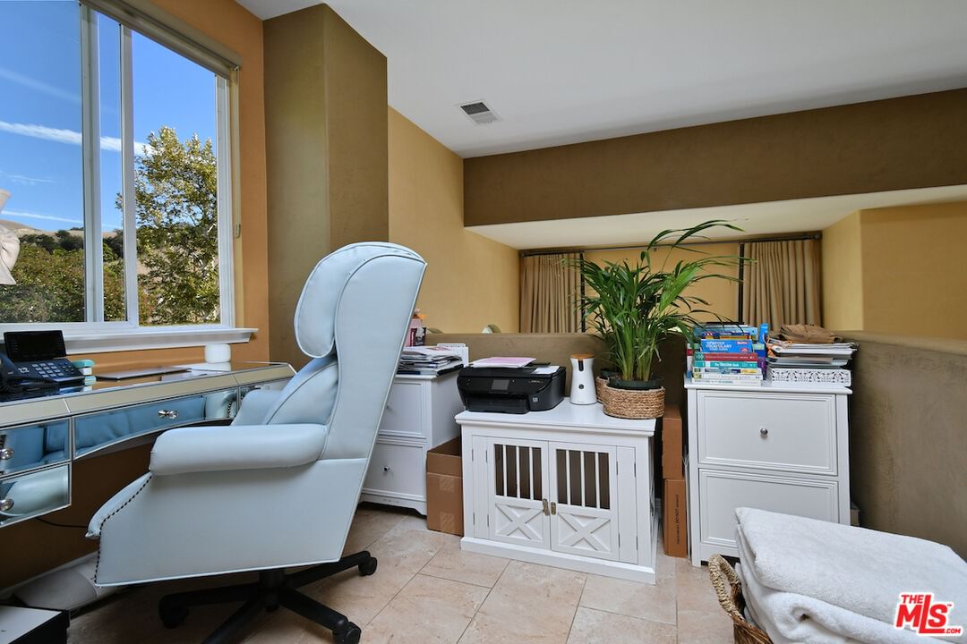 El Encanto photo 30
