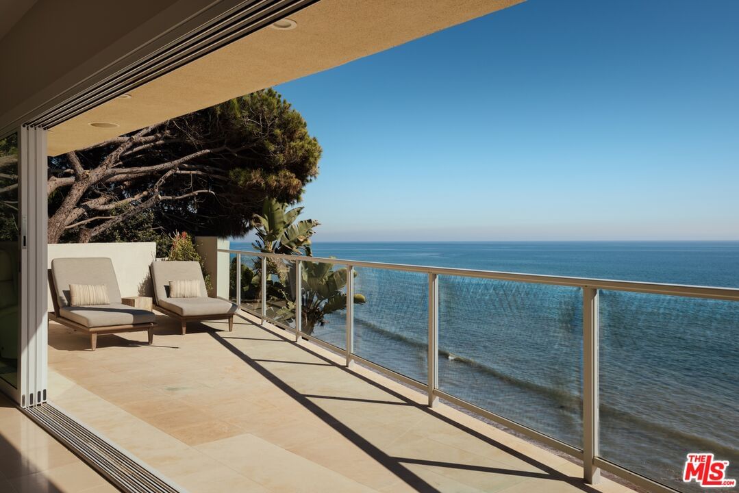 Sea Lane photo 11