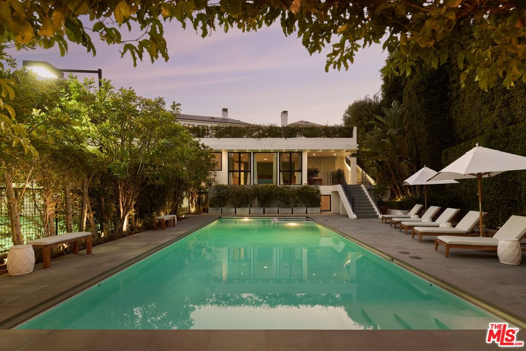 Carolwood photo 29