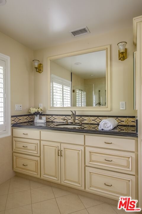 Greenbriar photo 31