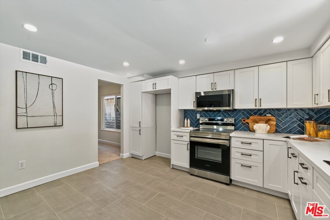 Timberlane photo 11
