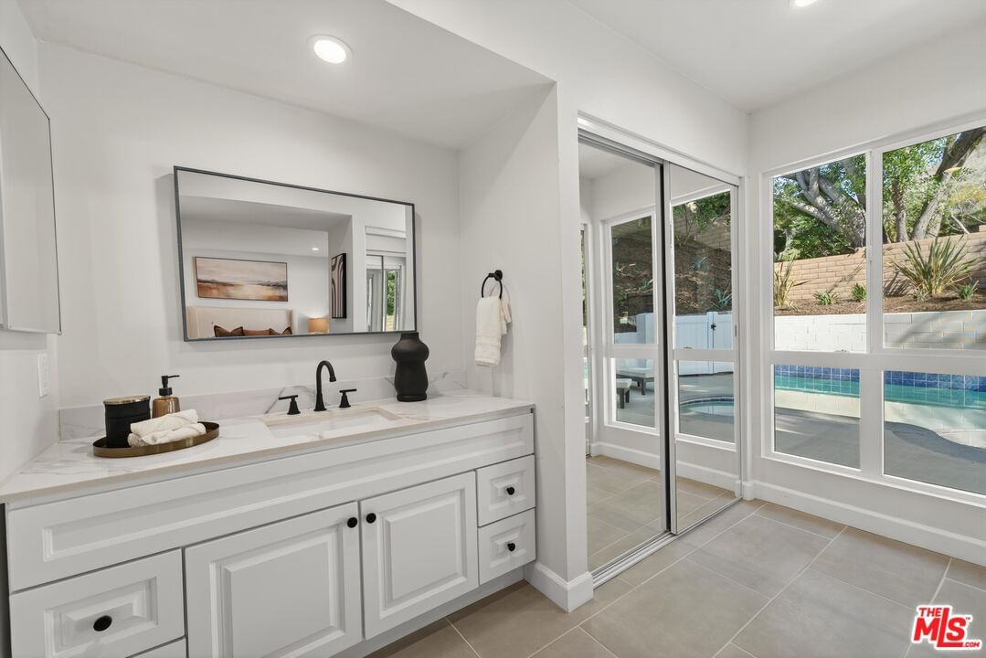Timberlane photo 20