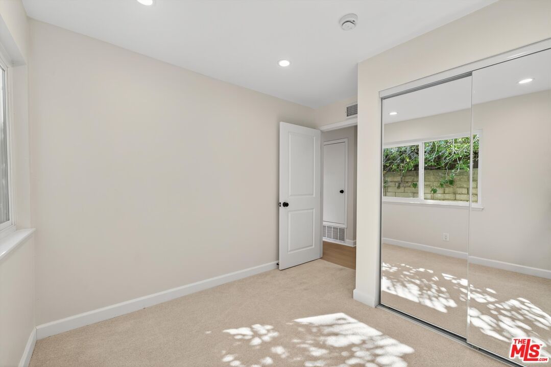 Timberlane photo 27