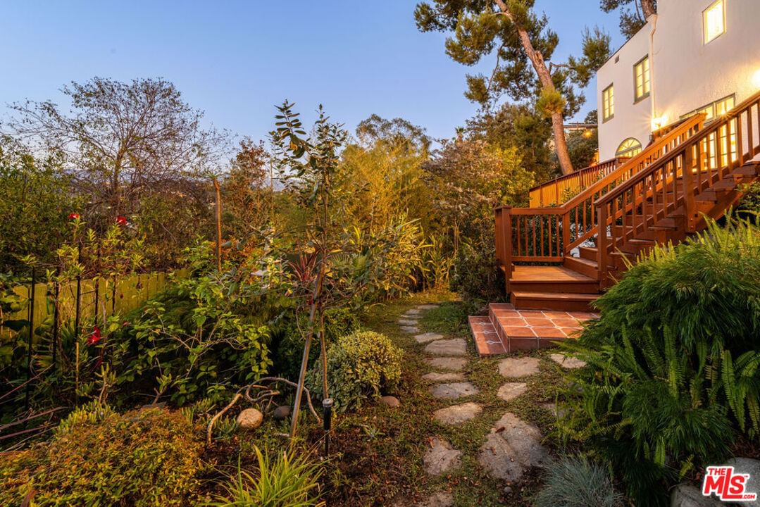 Glen Arbor photo 42