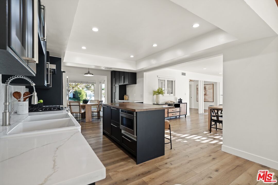 Garden Grove photo 15