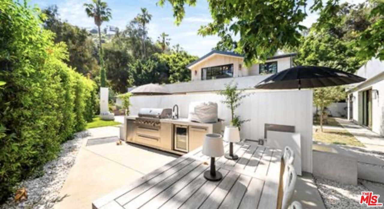 Laurel Canyon photo 51