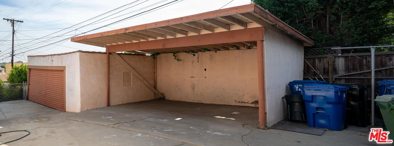 Slauson photo 18