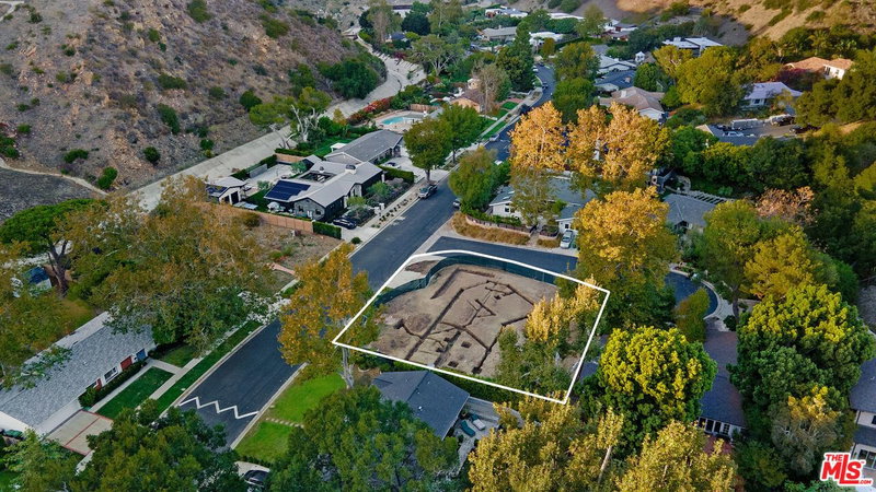 6036 Paseo Canyon Dr