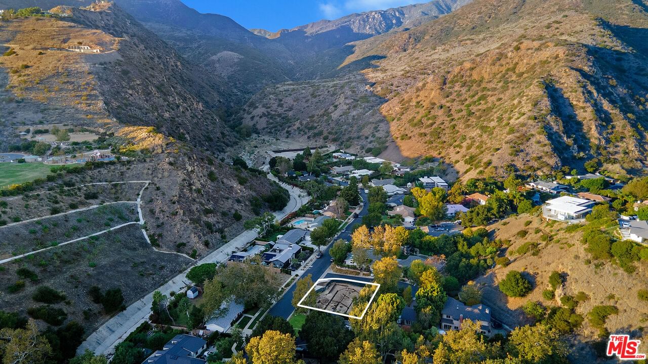 Paseo Canyon photo 9