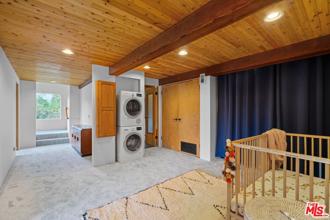 Valley View photo 27