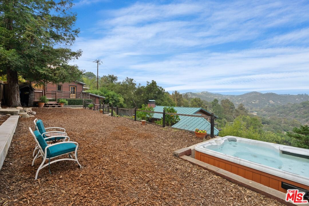 Valley View photo 32