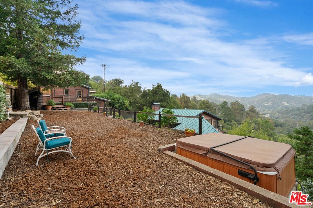 Valley View photo 36