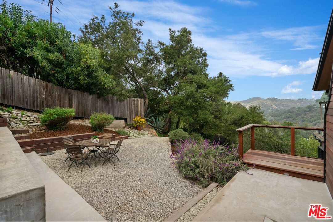 Valley View photo 42