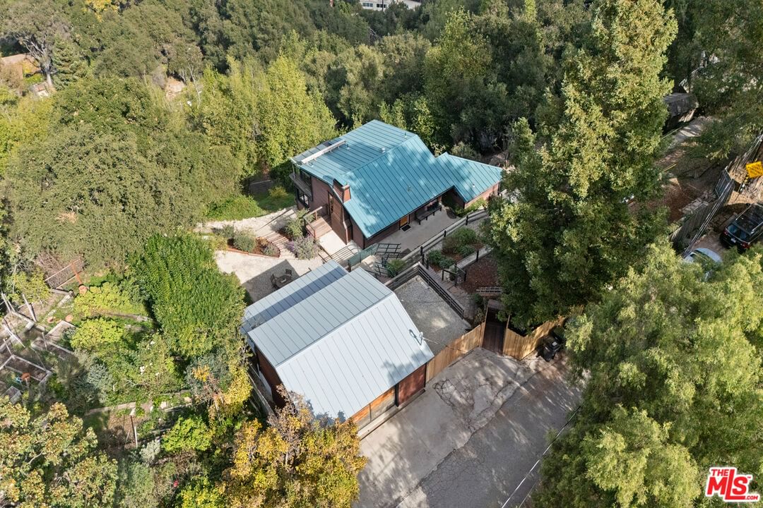 Valley View photo 48