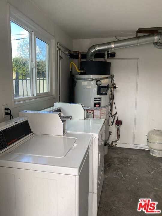 Vanowen photo 19
