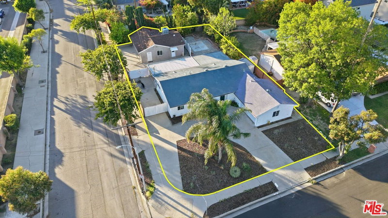 10401 Amigo Ave