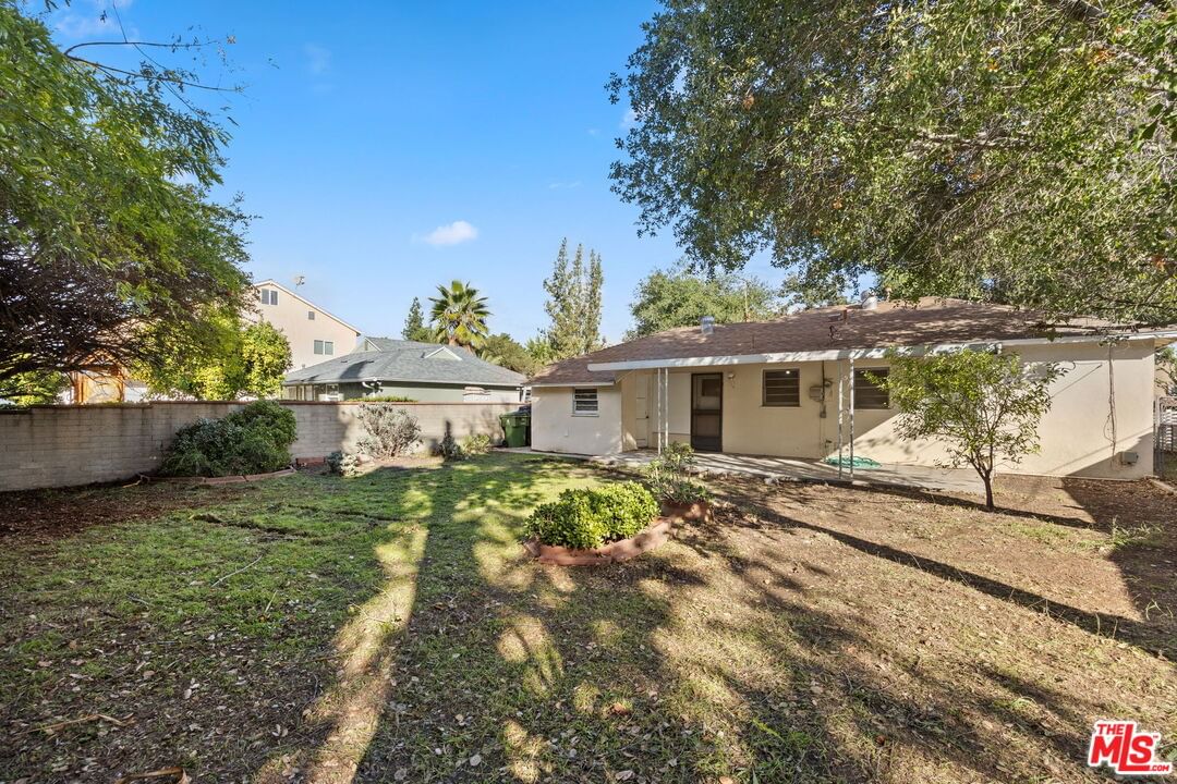 Garden Grove photo 15
