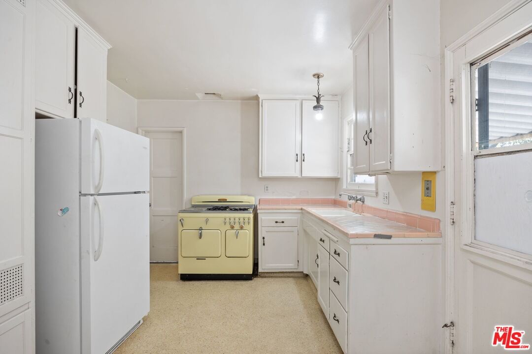 Garden Grove photo 8
