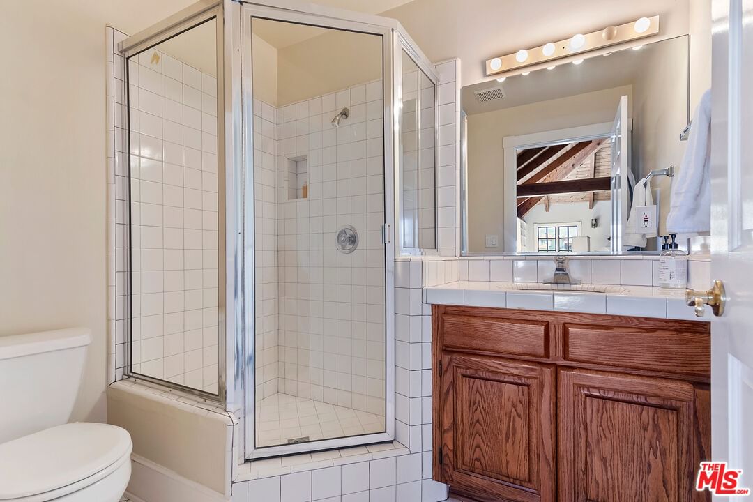 Merritt photo 29