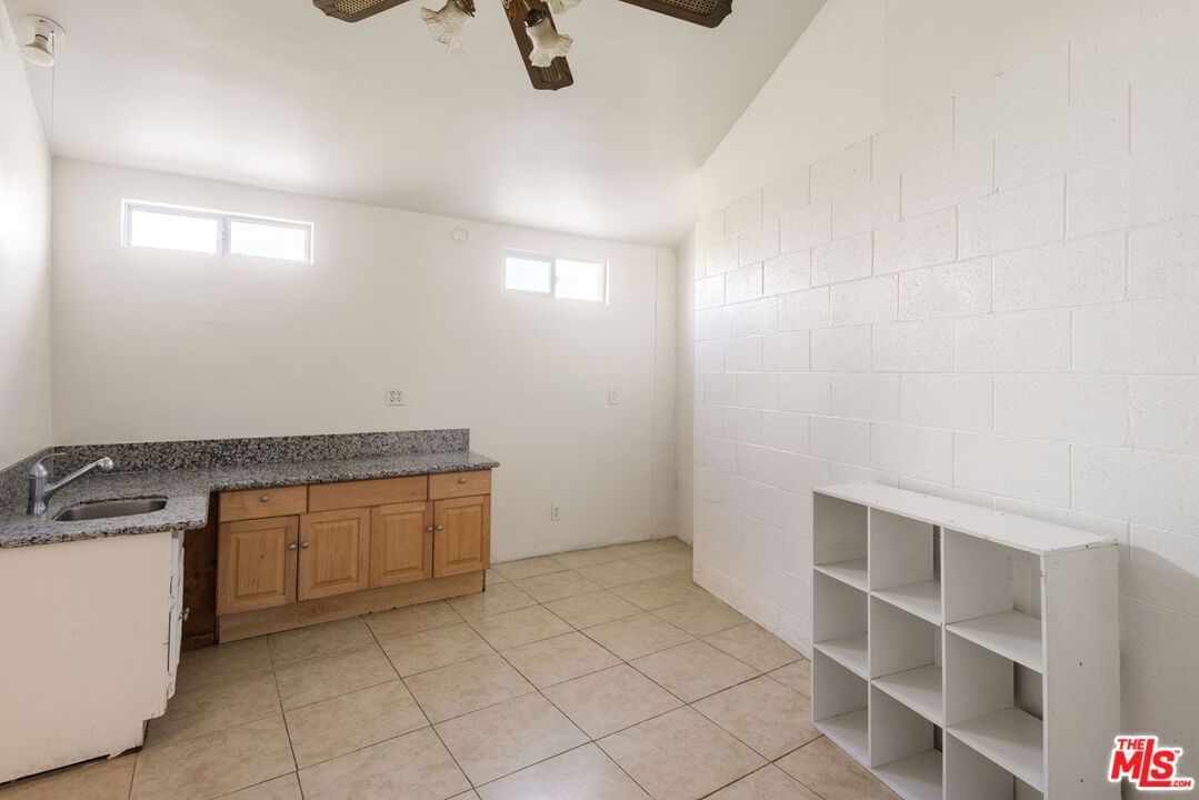 Redding photo 25