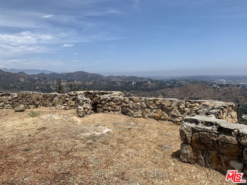 Pacific View photo 10