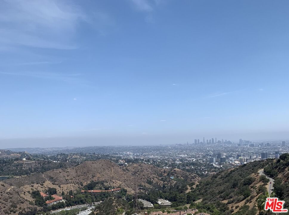 Pacific View photo 13