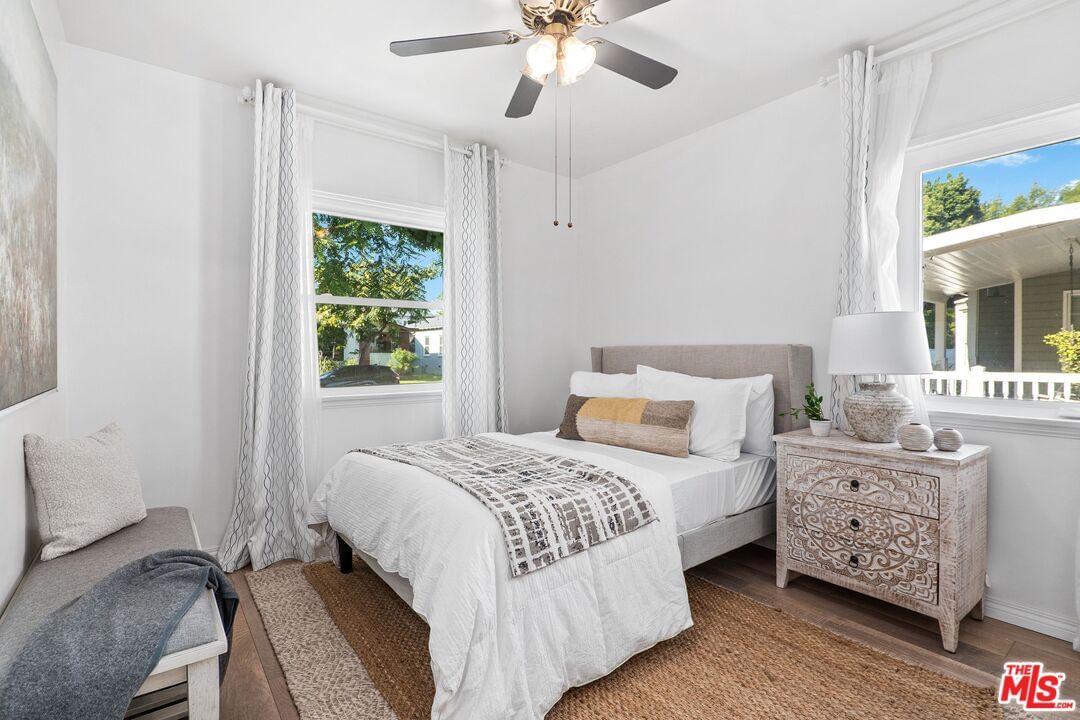 Schaefer photo 13