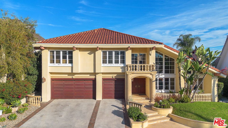 6024 Woodland View Dr