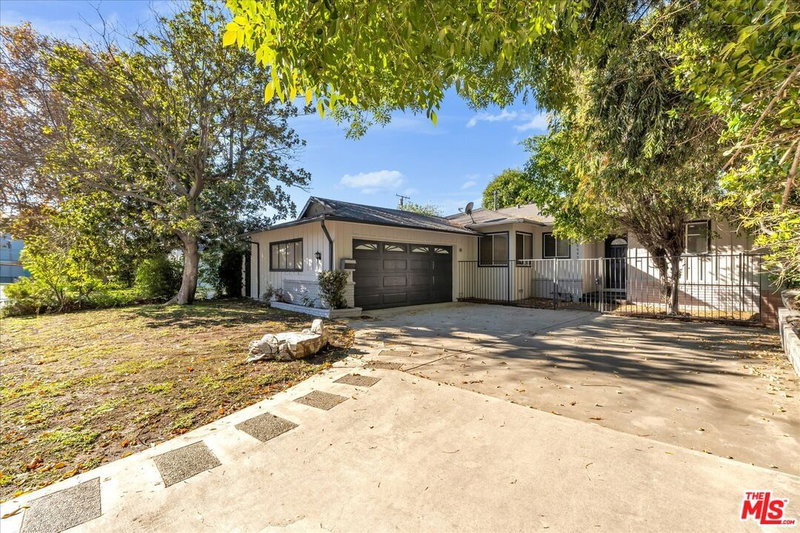 6649 Whitman Ave
