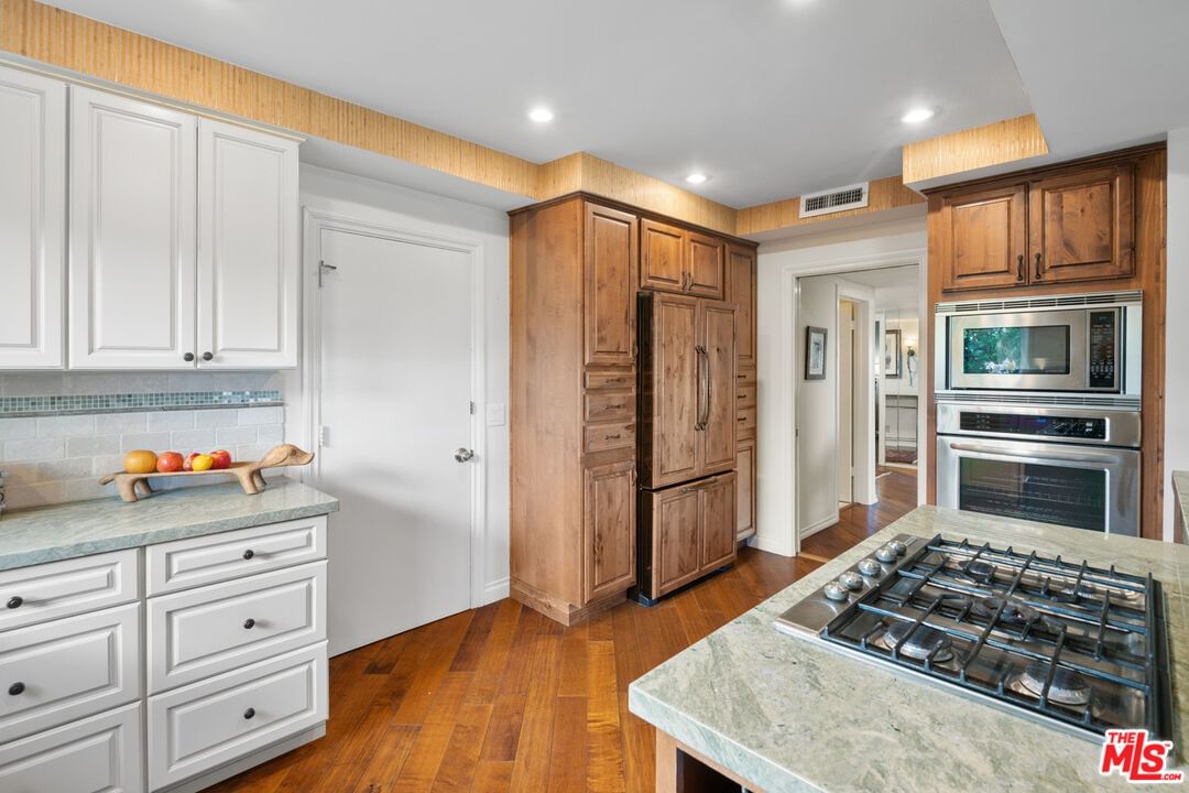 Briarwood photo 22