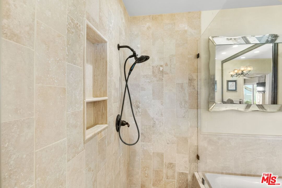 Briarwood photo 36