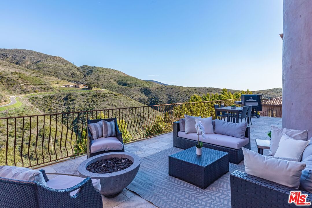 Latigo Canyon photo 38