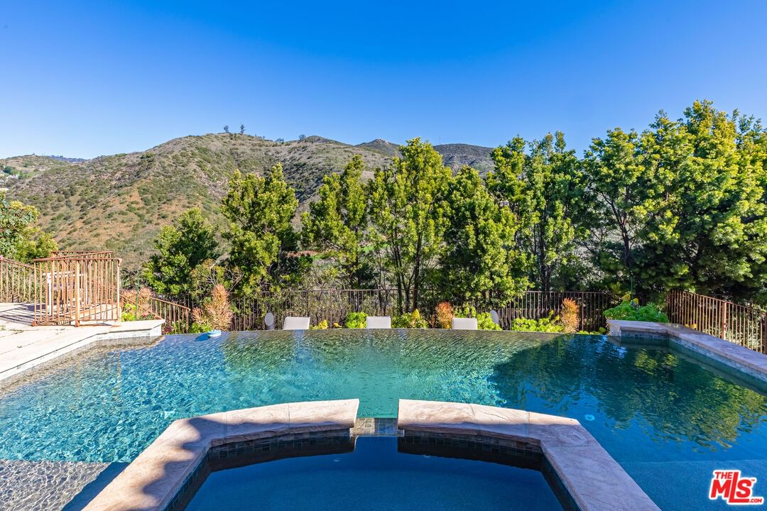 Latigo Canyon photo 46