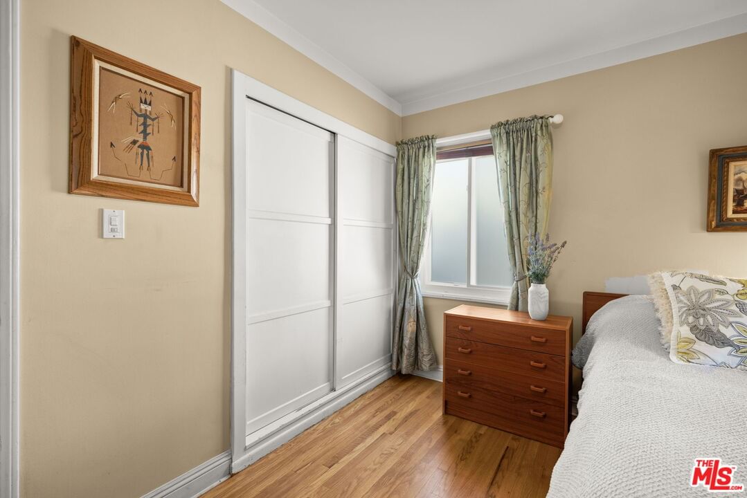 Oak Park photo 15