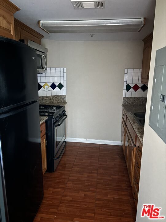 Argyle photo 12