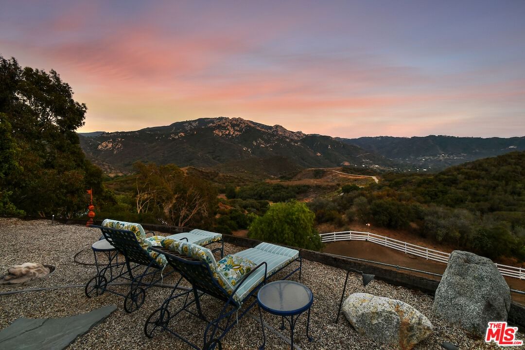 Mulholland photo 26