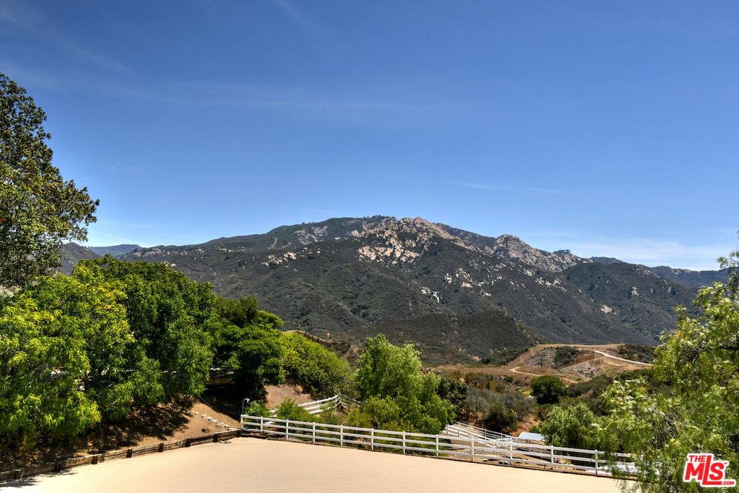 Mulholland photo 29