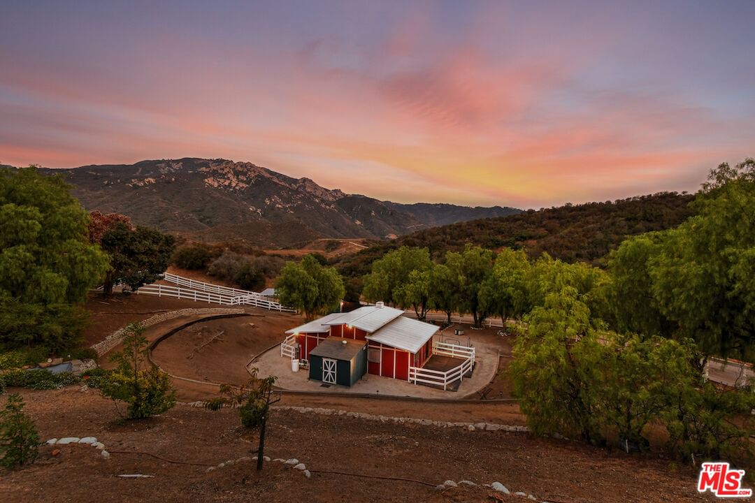 Mulholland photo 58