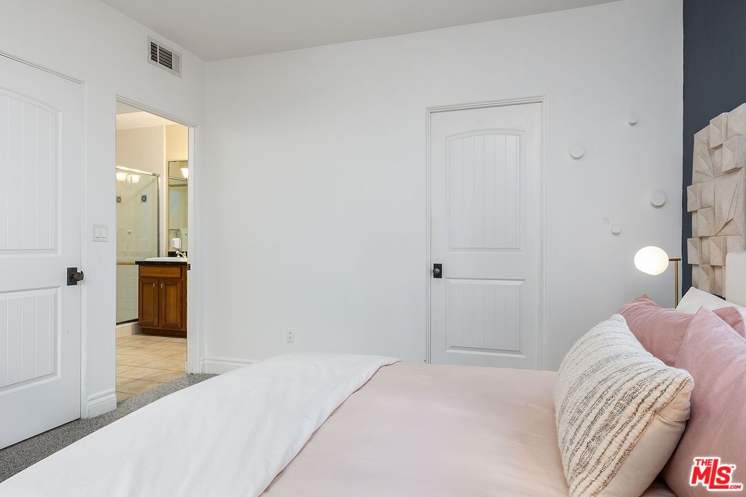 White Oak photo 25