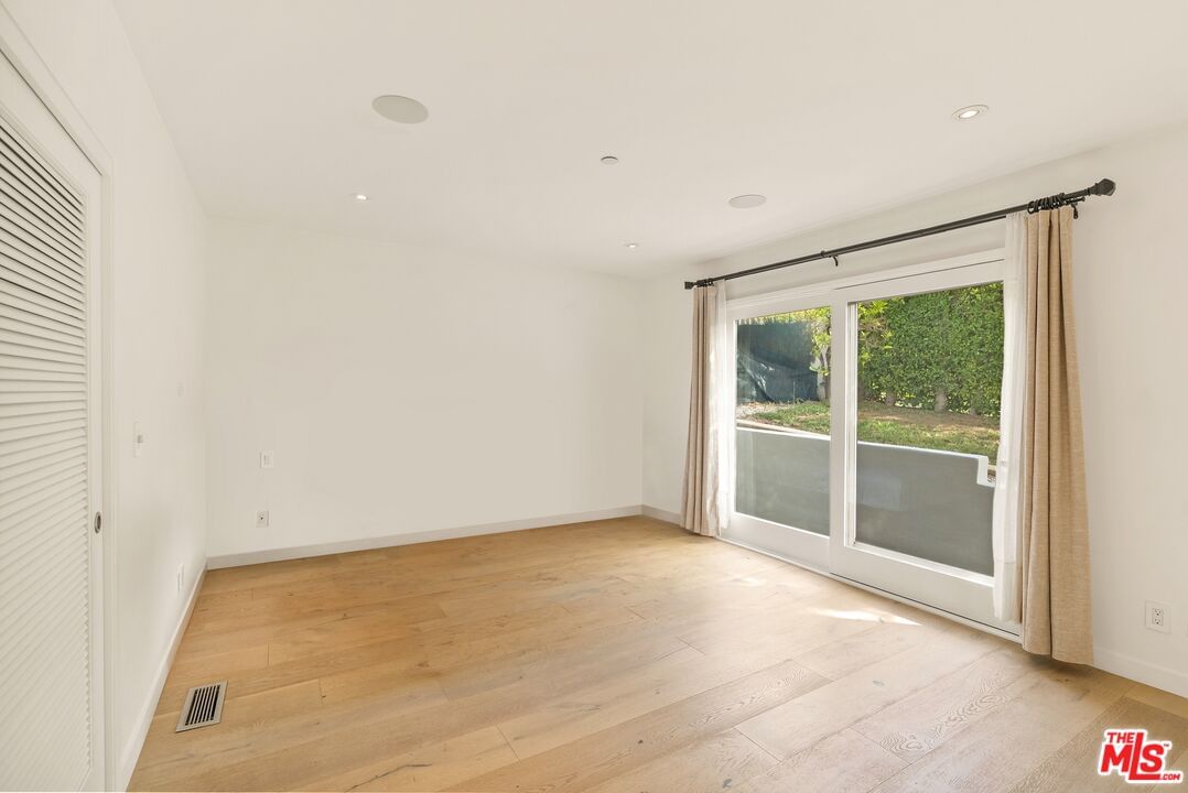 Summitridge photo 18